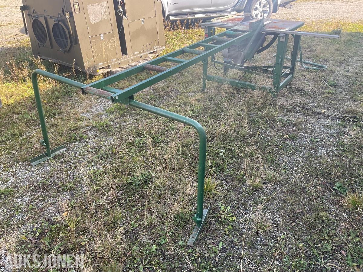 Gjerdesag med rullebord