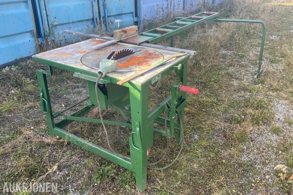 Gjerdesag med rullebord