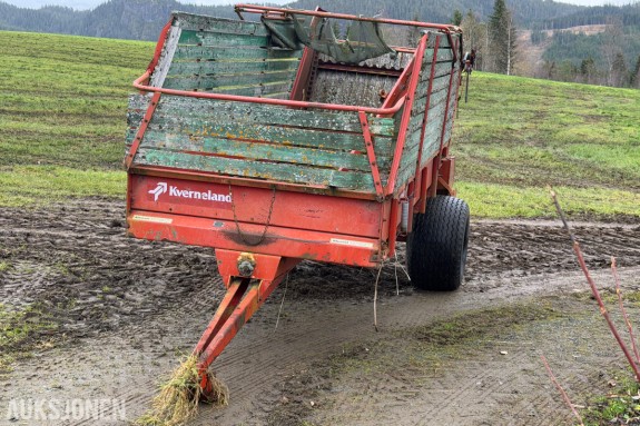 Kverneland / Underhaug 7000