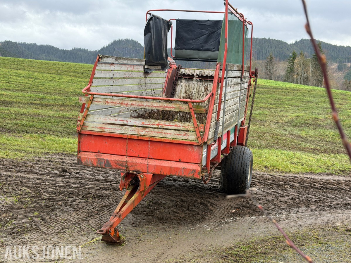 Kverneland / Underhaug 7000 -