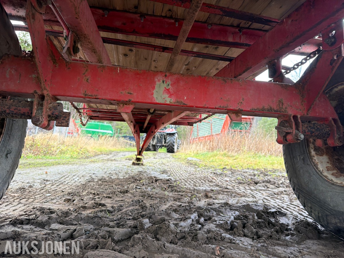 Kverneland / Underhaug 7000 -