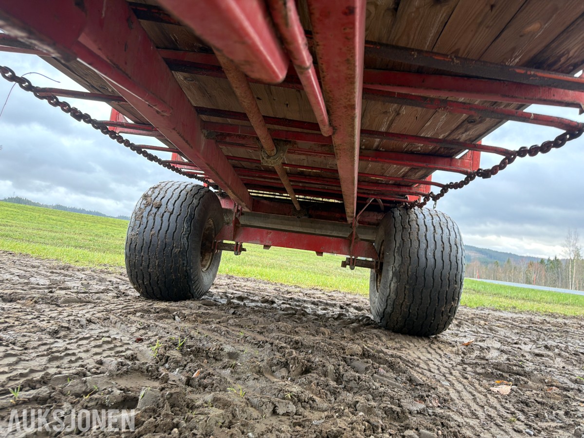 Kverneland / Underhaug 7000 -