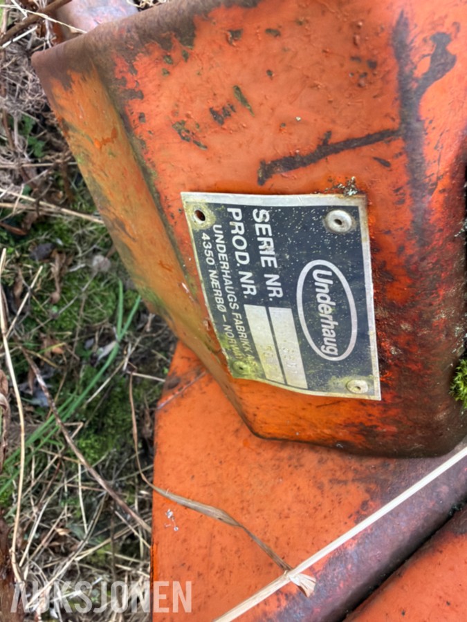 Kverneland / Underhaug 7000 - avlesservogn
