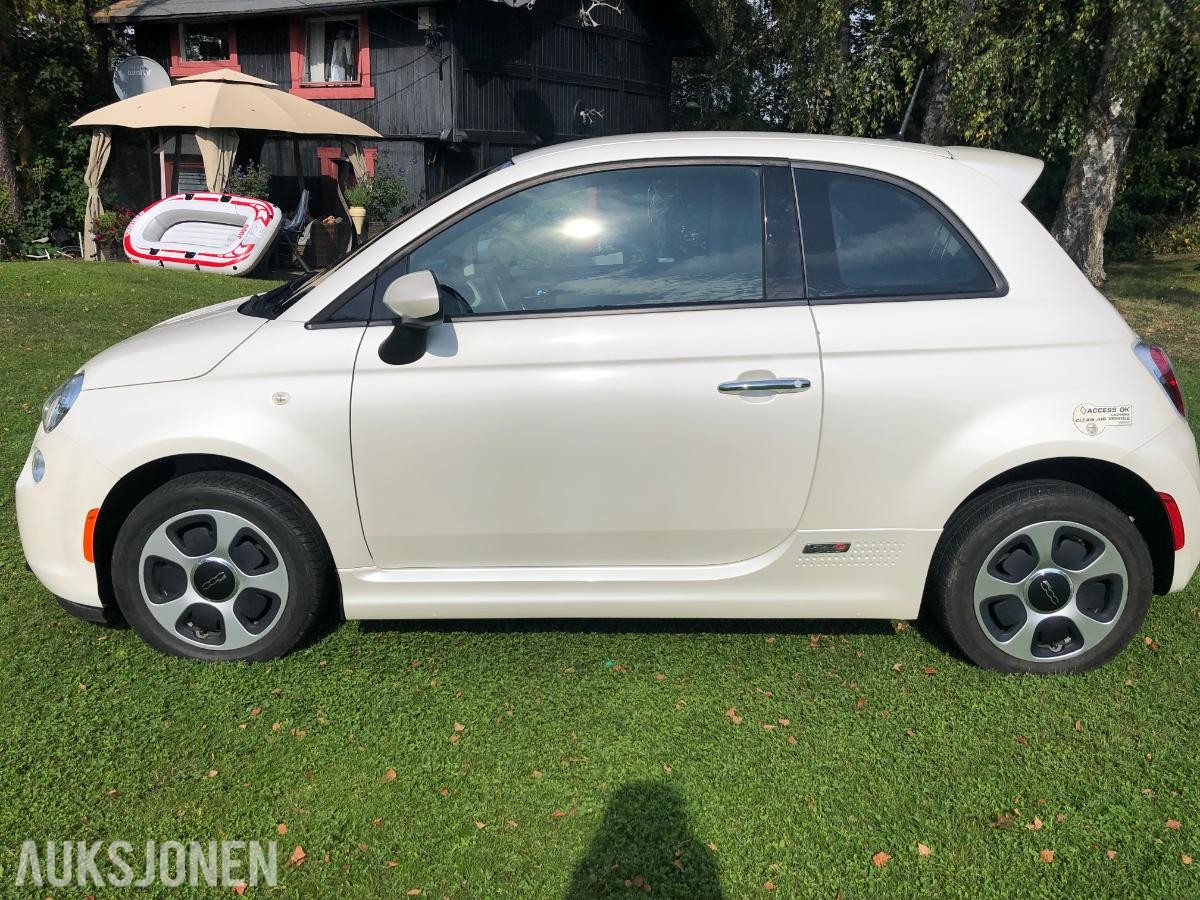 2015 Fiat 500E elektrisk AUTOMAT DELSKINN EU OK 04.2027 43686km
