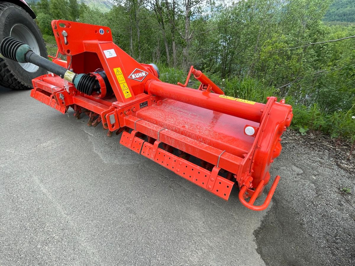 Kuhn EL 162-300 Jordfres