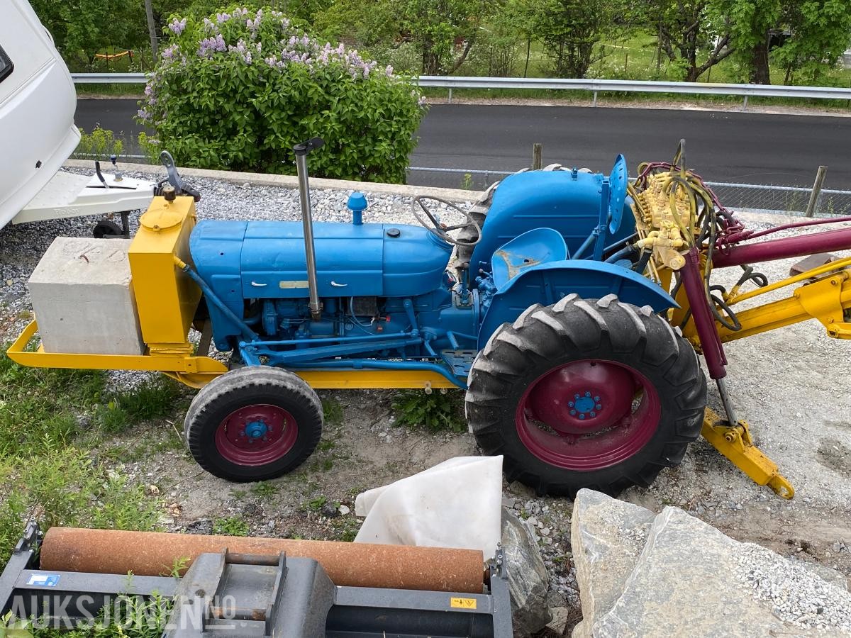 1963 Fordson Superdexta, H-J3 Hydraulic excavator
