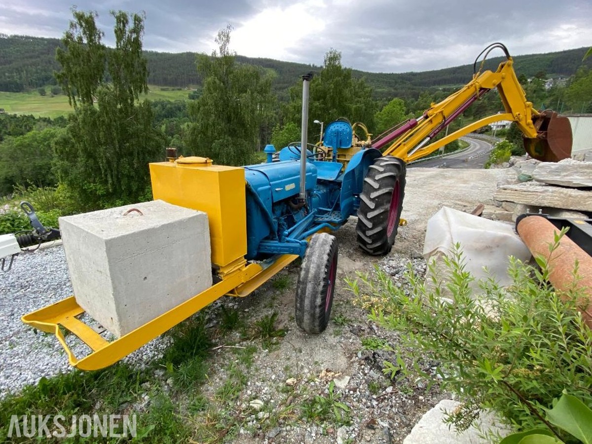 1963 Fordson Superdexta, H-J3 Hydraulic excavator