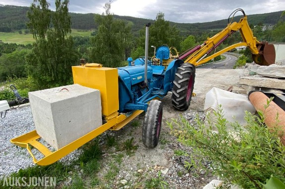 1963 Fordson Superdexta, H-J3 Hydraulic excavator