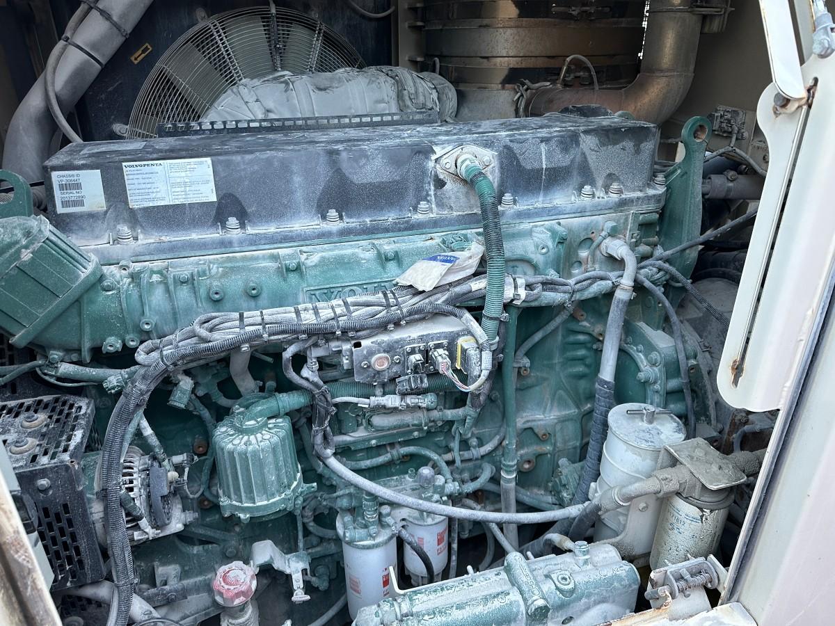 2018 Sandvik UJ440i Kjeftknuser med vibrasjonsmating og magnetband