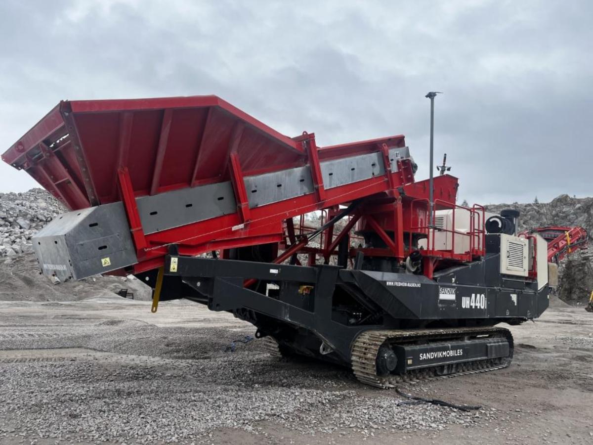 2018 Sandvik UH440i mobil konknuser - cone crusher 