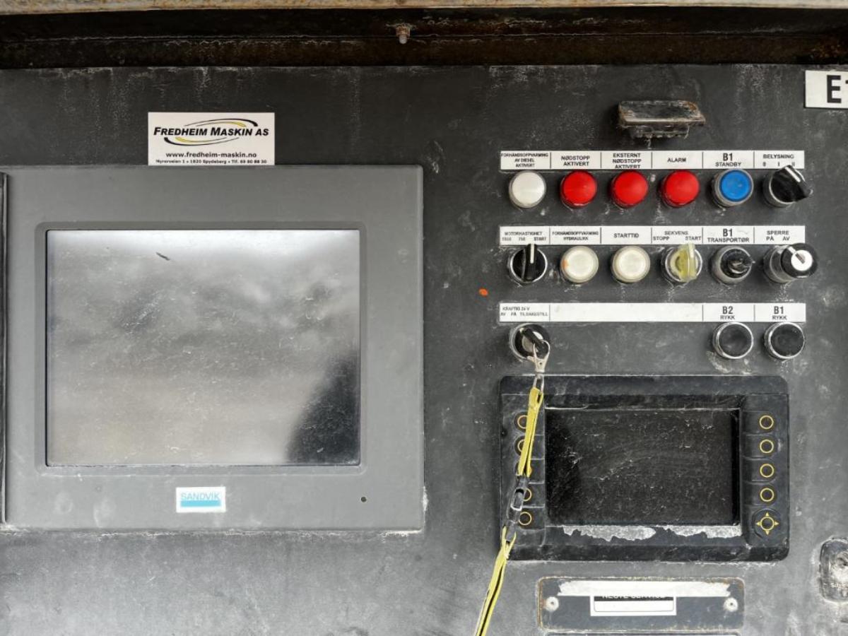 2018 Sandvik UH440i mobil konknuser - cone crusher 