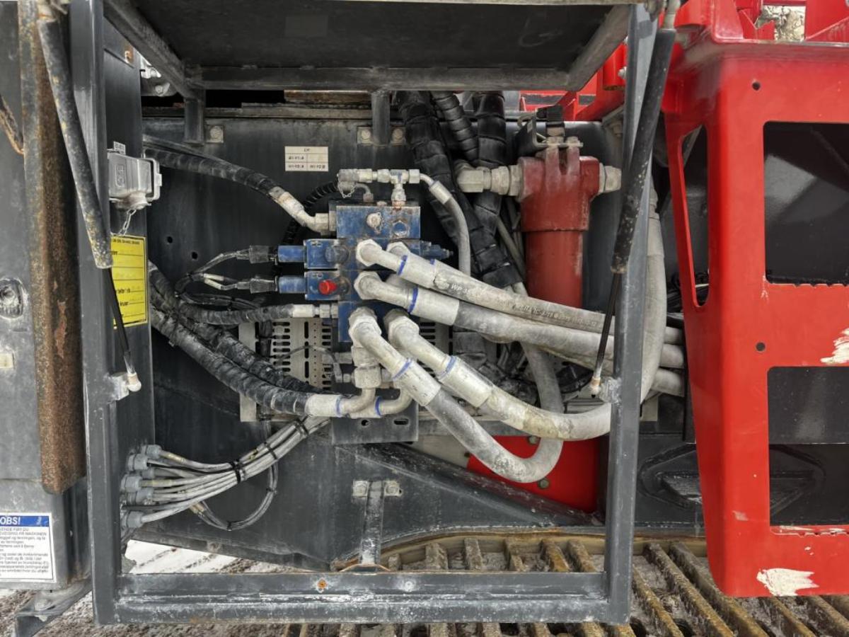 2018 Sandvik UH440i mobil konknuser - cone crusher 