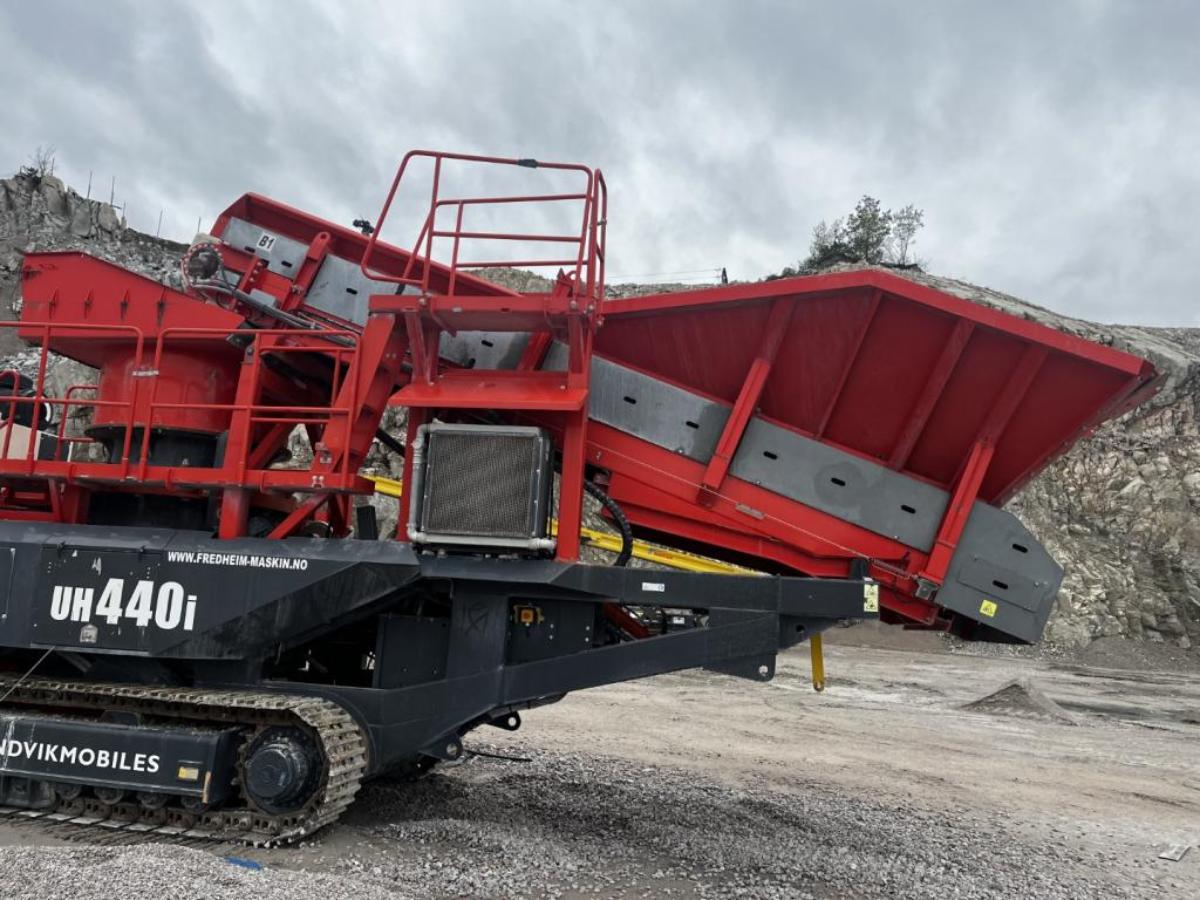 2018 Sandvik UH440i mobil konknuser - cone crusher 