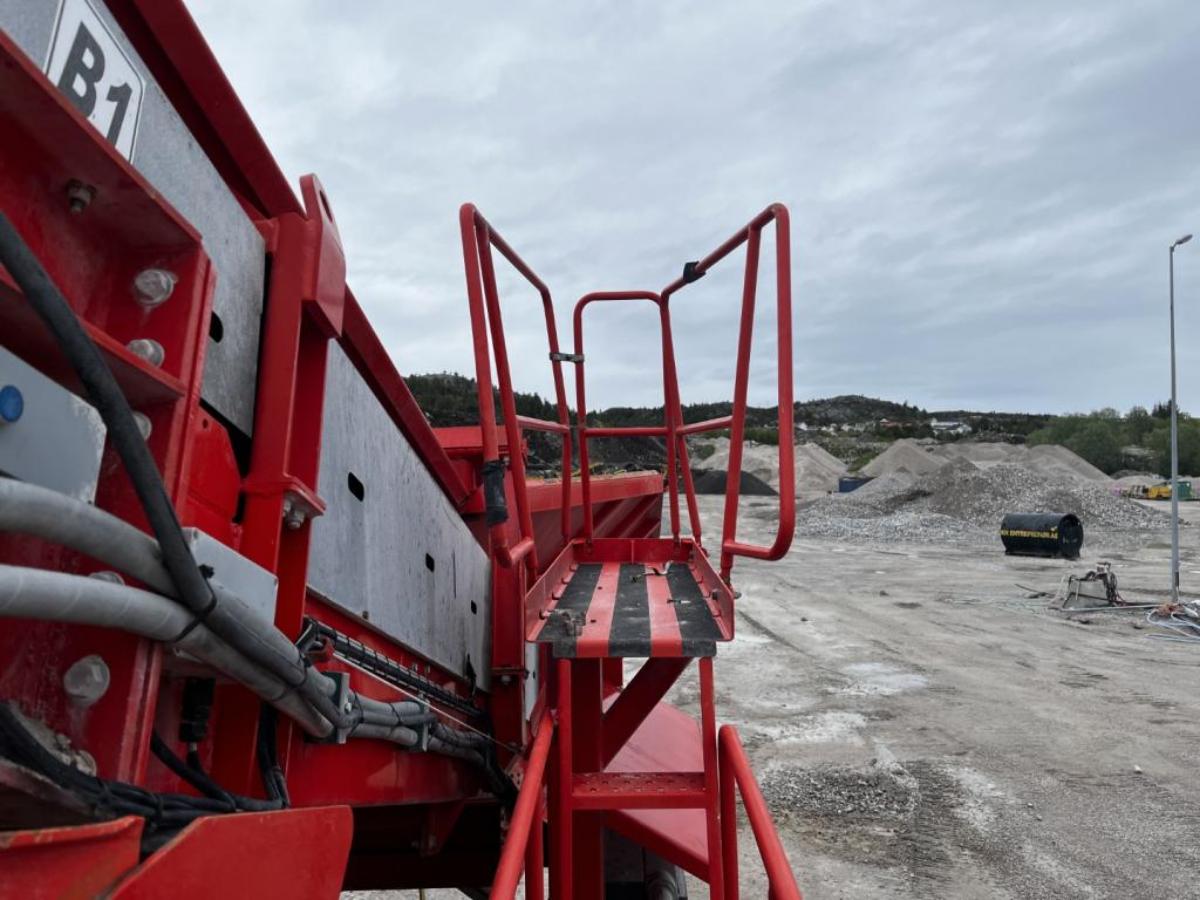 2018 Sandvik UH440i mobil konknuser - cone crusher 
