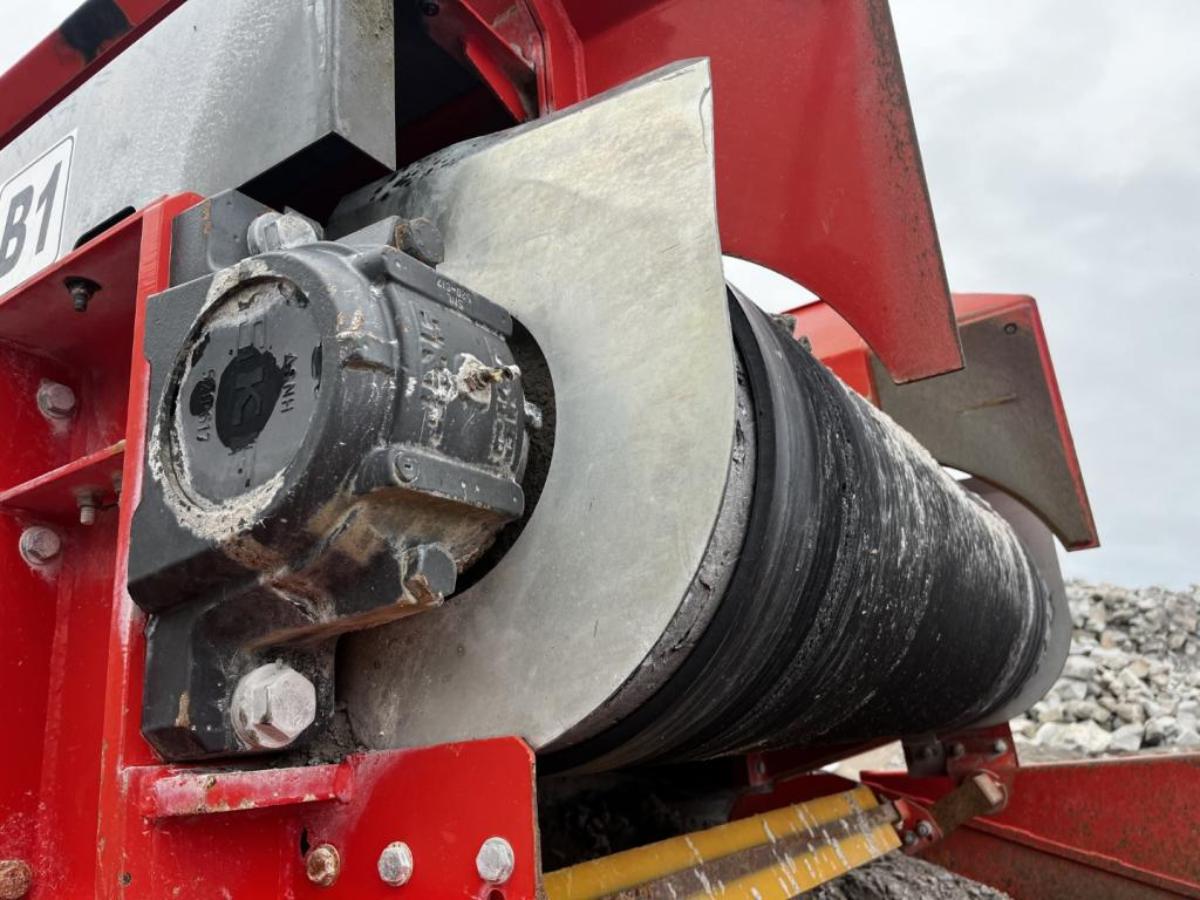 2018 Sandvik UH440i mobil konknuser - cone crusher 