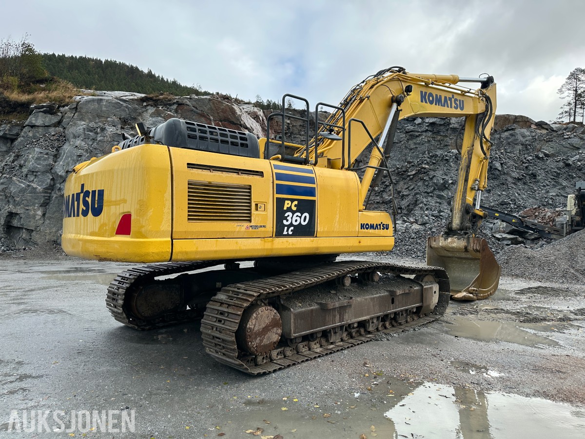 2015 Komatsu PC 360 LC-10 gravemaskin med G90 feste