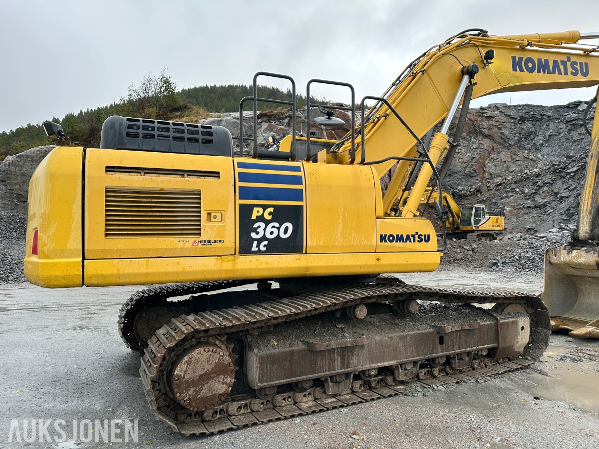 2015 Komatsu PC 360 LC-10 gravemaskin med G90 feste