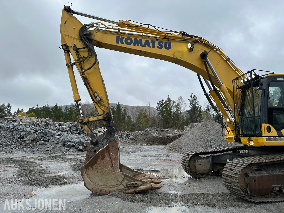 2015 Komatsu PC 360 LC-10 gravemaskin med G90 feste