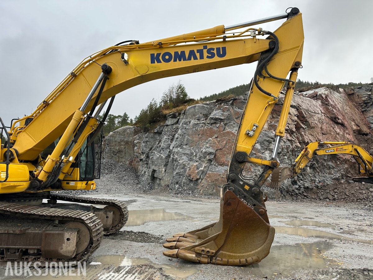 2015 Komatsu PC 360 LC-10 gravemaskin med G90 feste