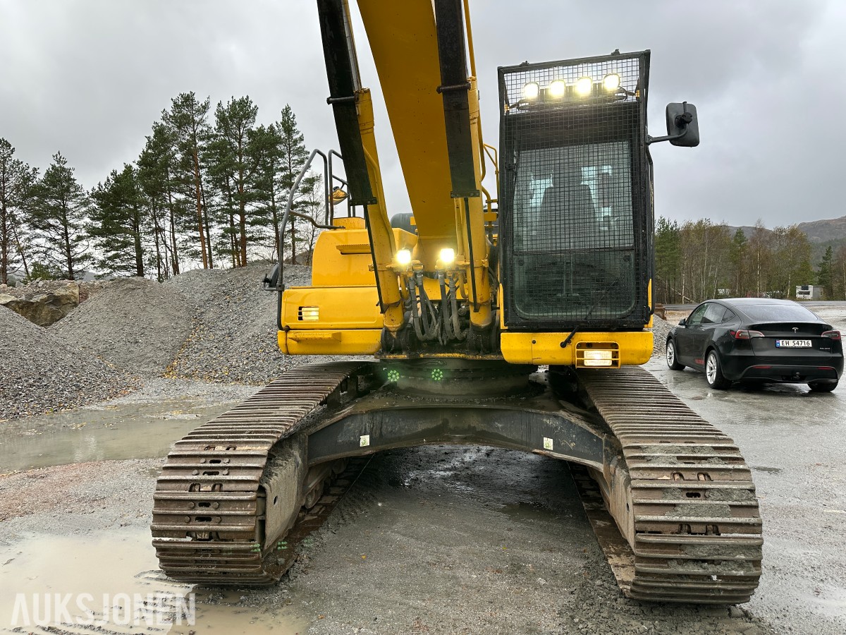 2015 Komatsu PC 360 LC-10 gravemaskin med G90 feste