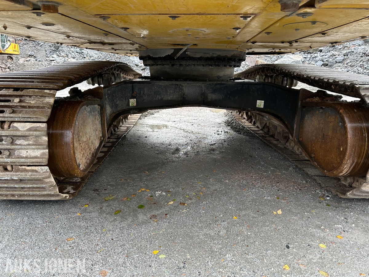 2015 Komatsu PC 360 LC-10 gravemaskin med G90 feste