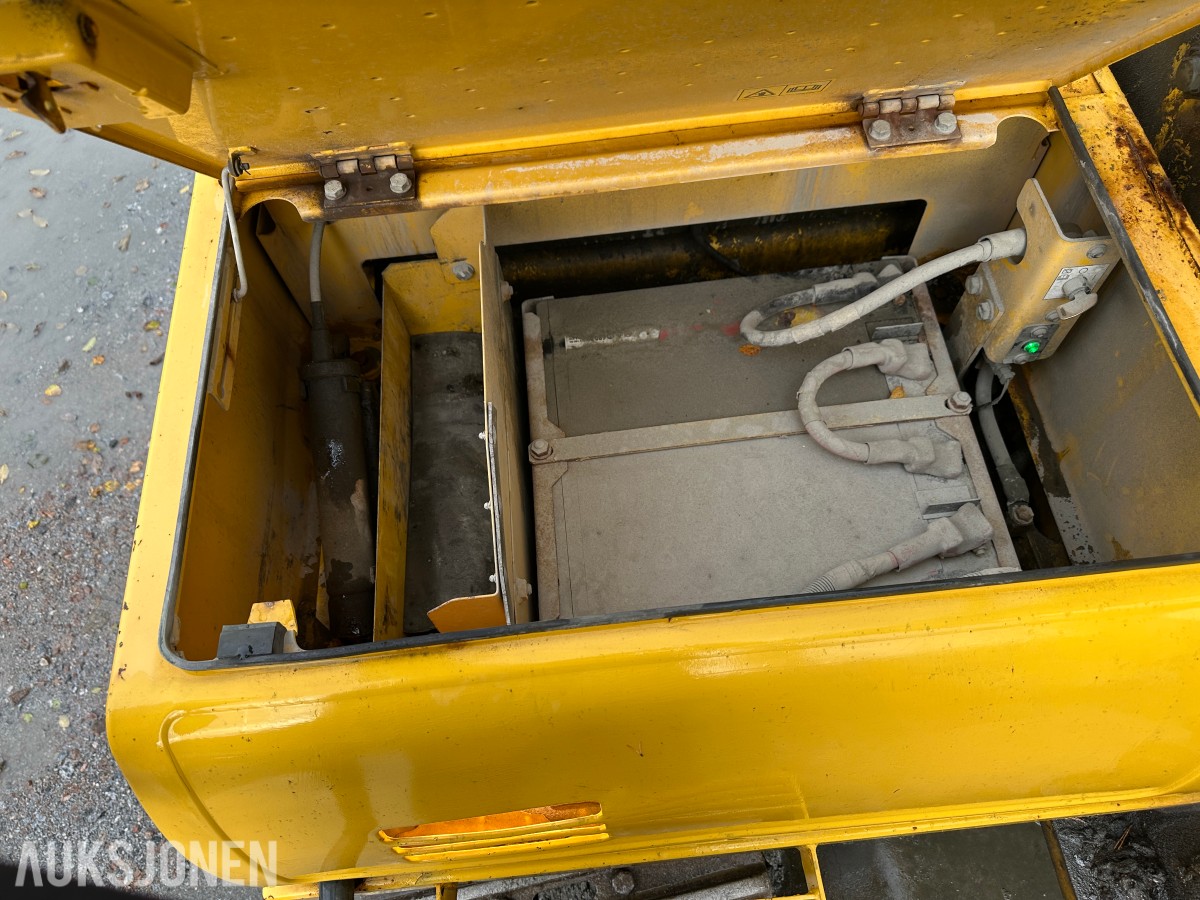 2015 Komatsu PC 360 LC-10 gravemaskin med G90 feste