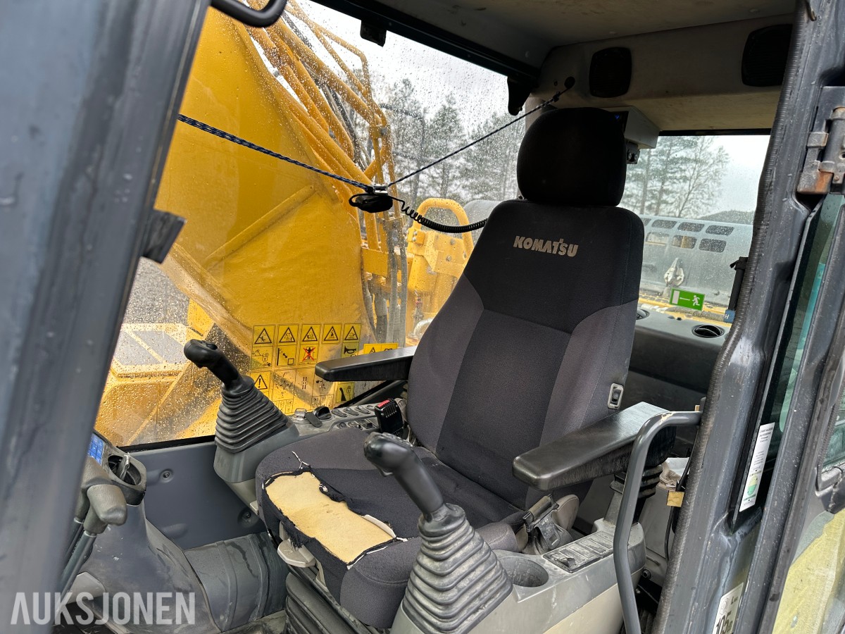2015 Komatsu PC 360 LC-10 gravemaskin med G90 feste