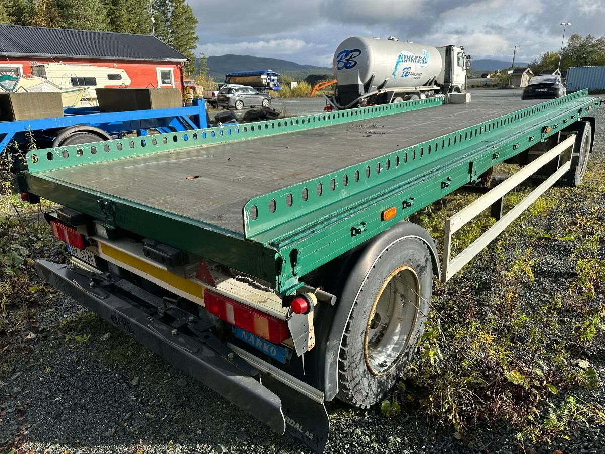 1994 Närko TP2C containerhenger for liftdumpercontainere