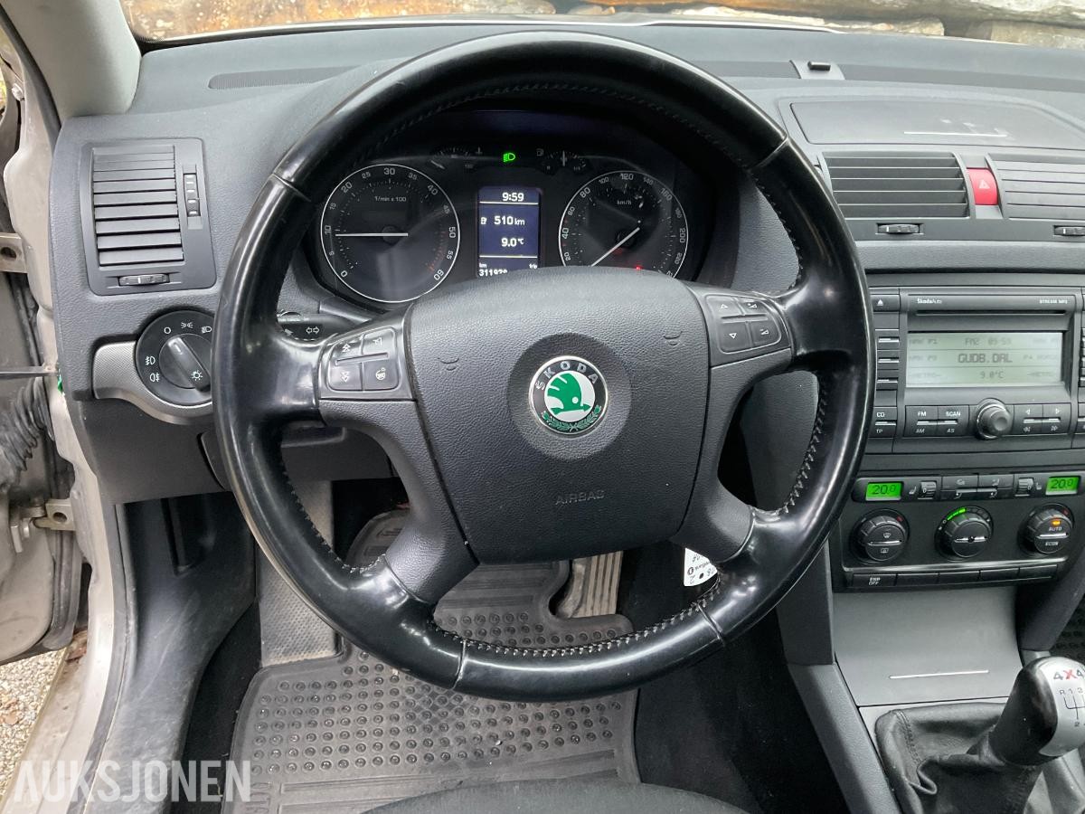 2008 Skoda Octavia 1.9 TD 105 hk 4X4 S+V dekk