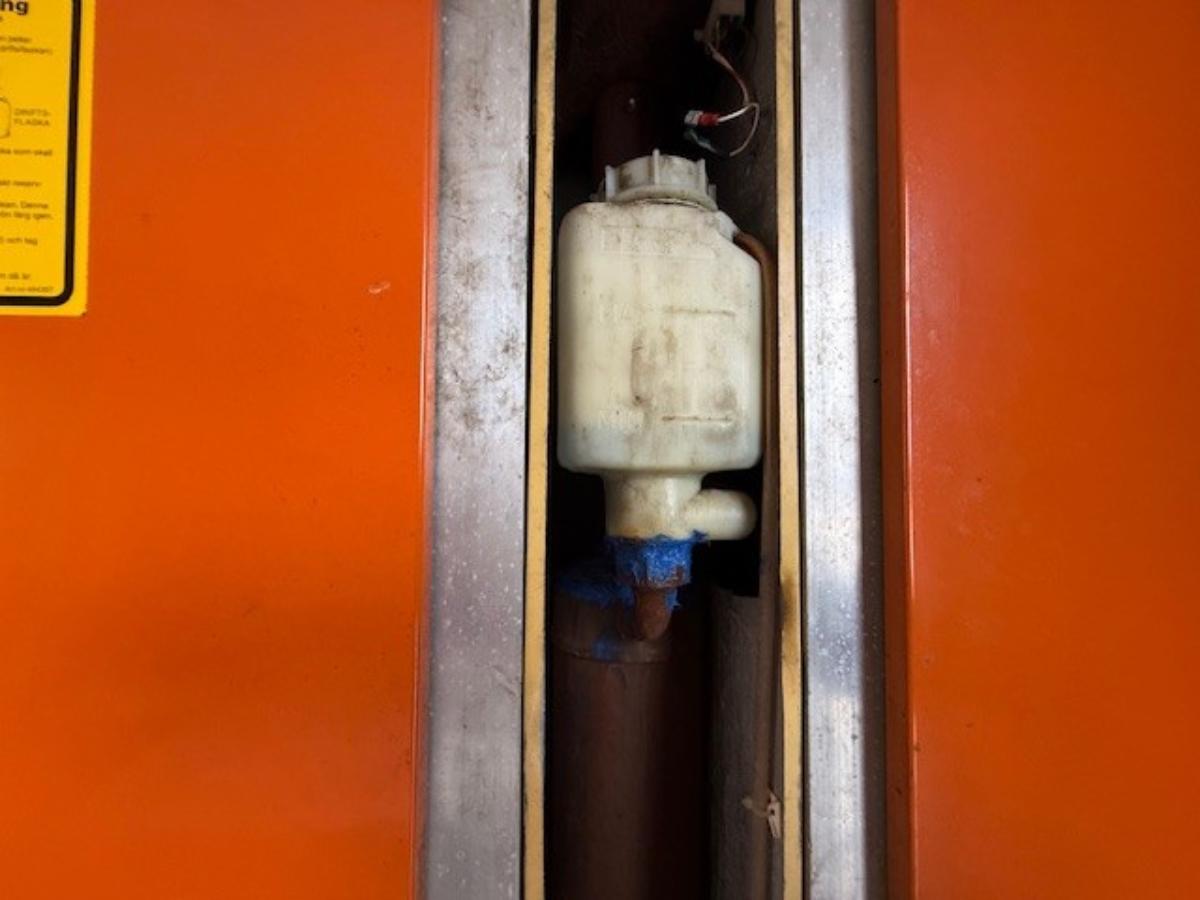 Mannskapsbrakke Oppholdsrom, sentralvarme, seng, verksted og dieseltank