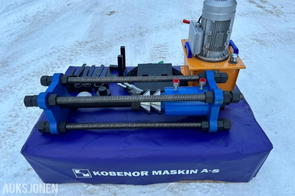 70 Tonn Hydraulisk Presse til Beltebolter og foringer 220V med Verktøy