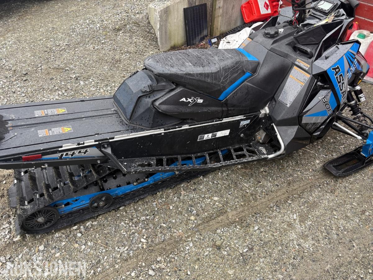 2018 Polaris 800 Switchback Assault Snøscooter