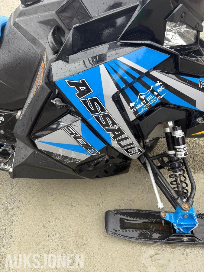 2018 Polaris 800 Switchback Assault Snøscooter
