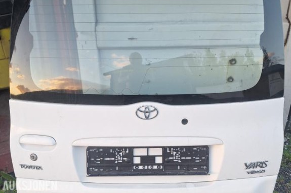 Toyota Yaris Verso bakluke