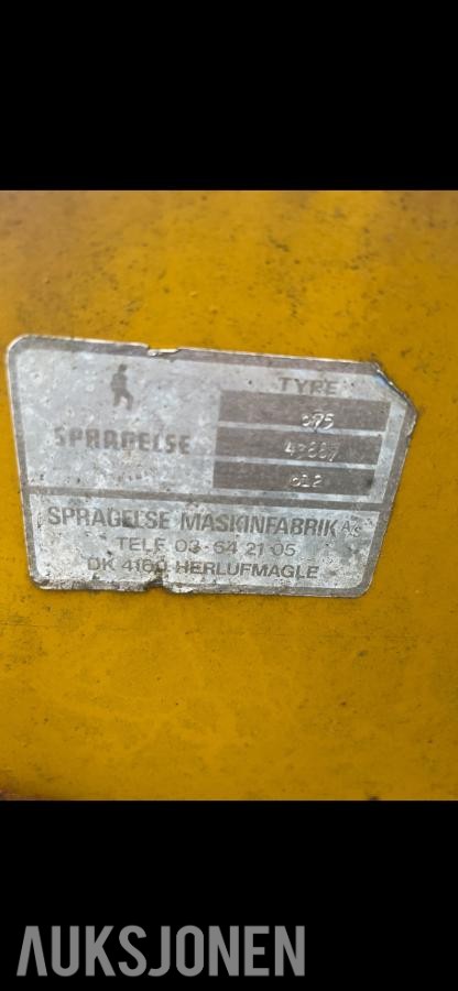 Kost til traktor Spragelse 675