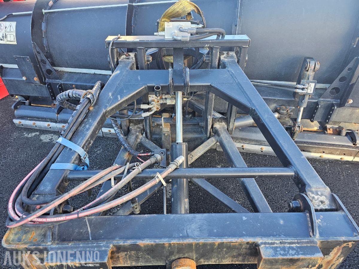 2019 Arctic Machine AM 3700 HPD t2 snøplog med slapsskrape