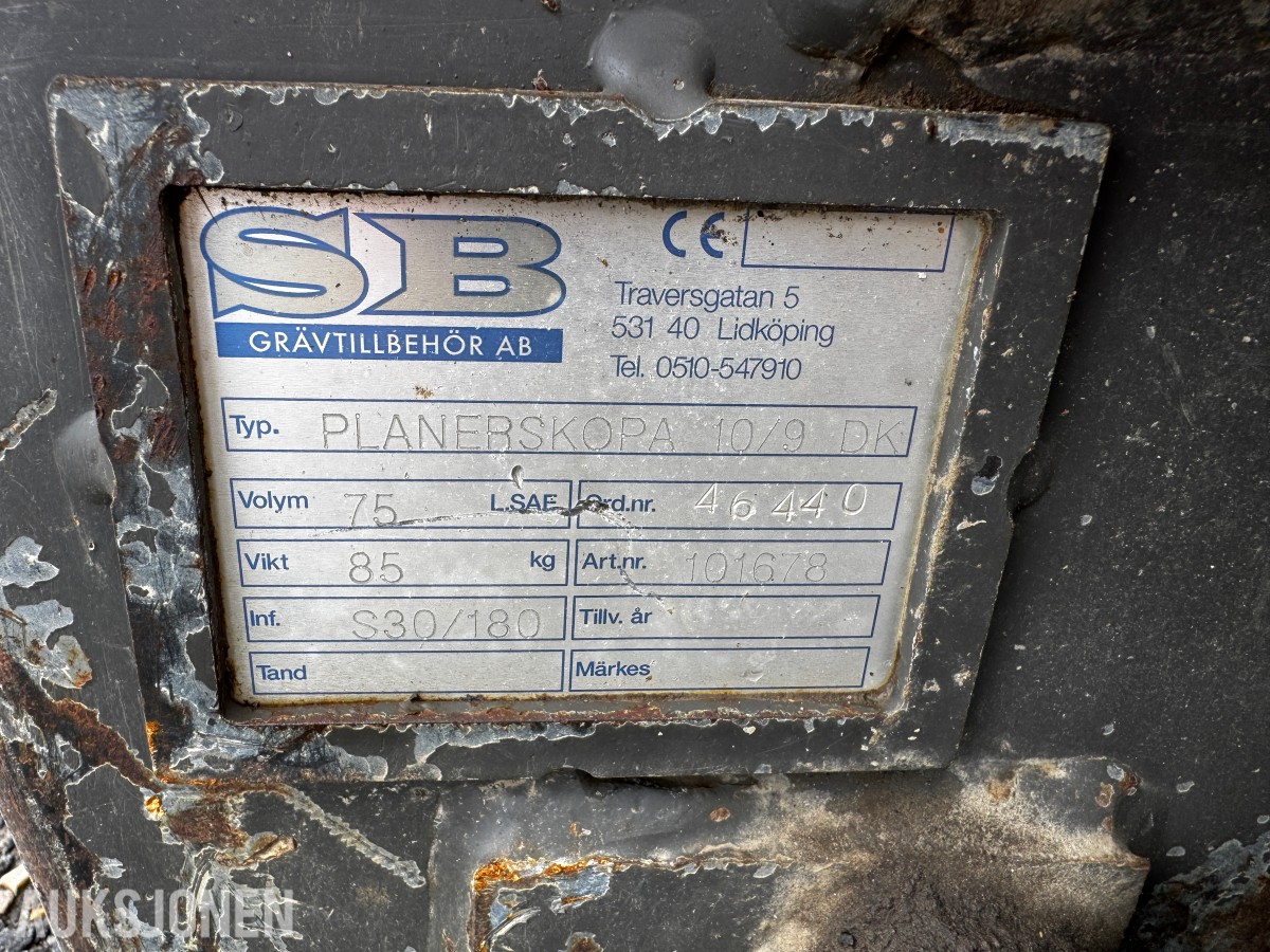 2024 JCB 19 C-1 MINIGRAVER, 3 SKUFFER, PIGGHAMMER, MASKINHENGER, KUN 658 TIMER, UTVIDET GARANTI