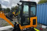 2024 JCB 19 C-1 MINIGRAVER, 3 SKUFFER, PIGGHAMMER, MASKINHENGER, KUN 658 TIMER, UTVIDET GARANTI