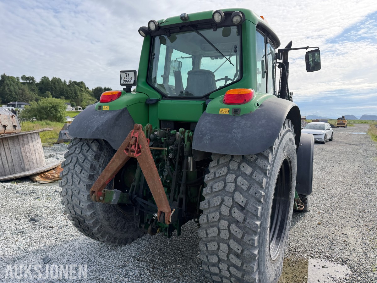 2006 John Deere 6620 - 50 km - Frontlaster - Industridekk med pigg - Nye landbruksdekk - EU Godkjent