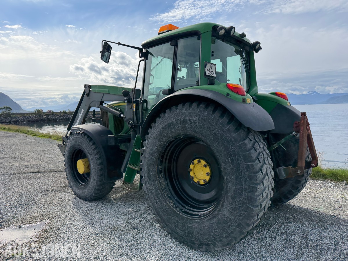 2006 John Deere 6620 - 50 km - Frontlaster - Industridekk med pigg - Nye landbruksdekk - EU Godkjent