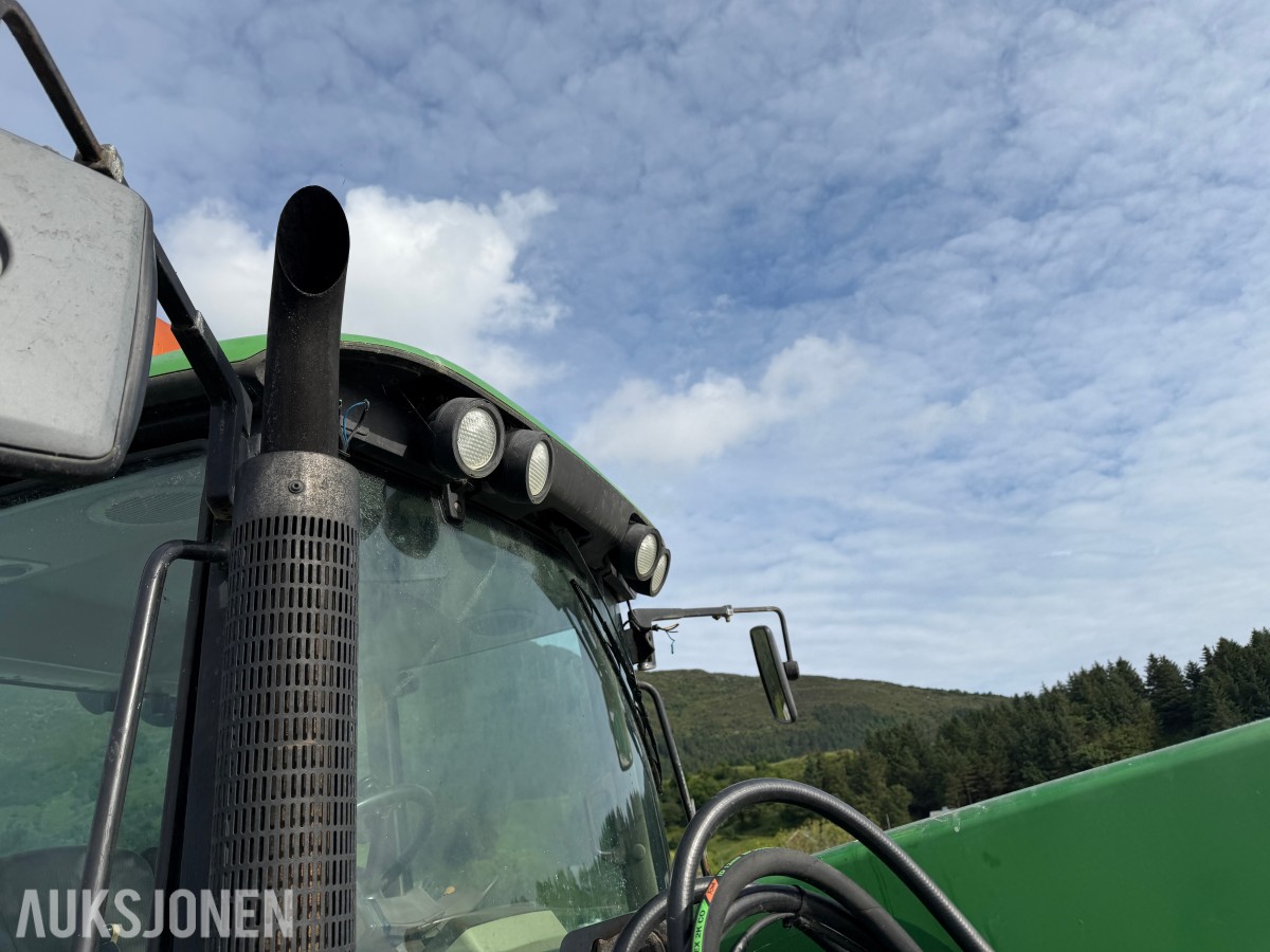 2006 John Deere 6620 - 50 km - Frontlaster - Industridekk med pigg - Nye landbruksdekk - EU Godkjent