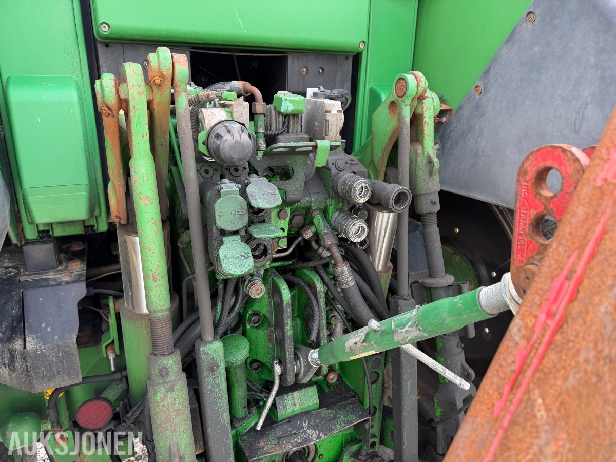 2006 John Deere 6620 - 50 km - Frontlaster - Industridekk med pigg - Nye landbruksdekk - EU Godkjent