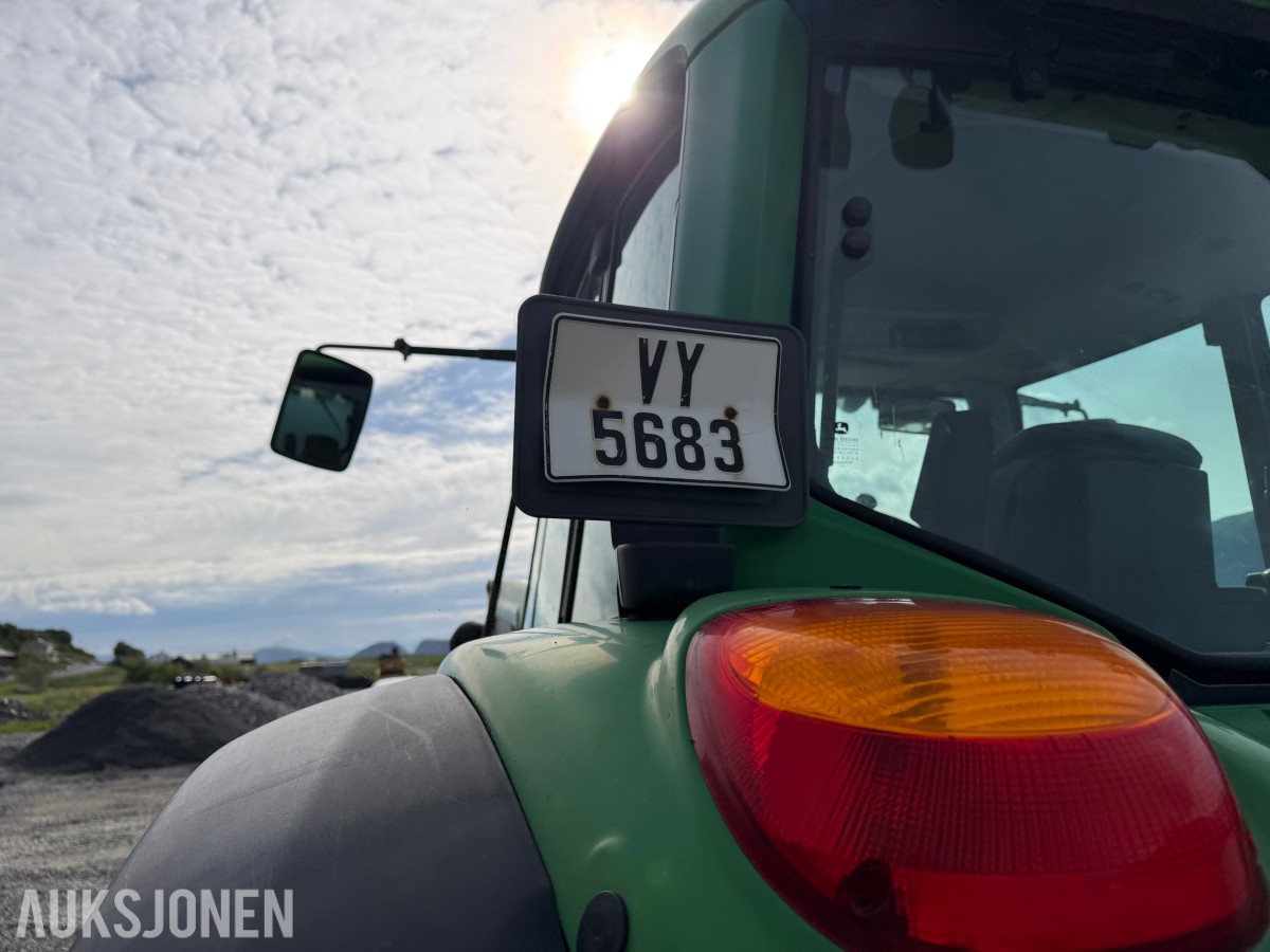 2006 John Deere 6620 - 50 km - Frontlaster - Industridekk med pigg - Nye landbruksdekk - EU Godkjent