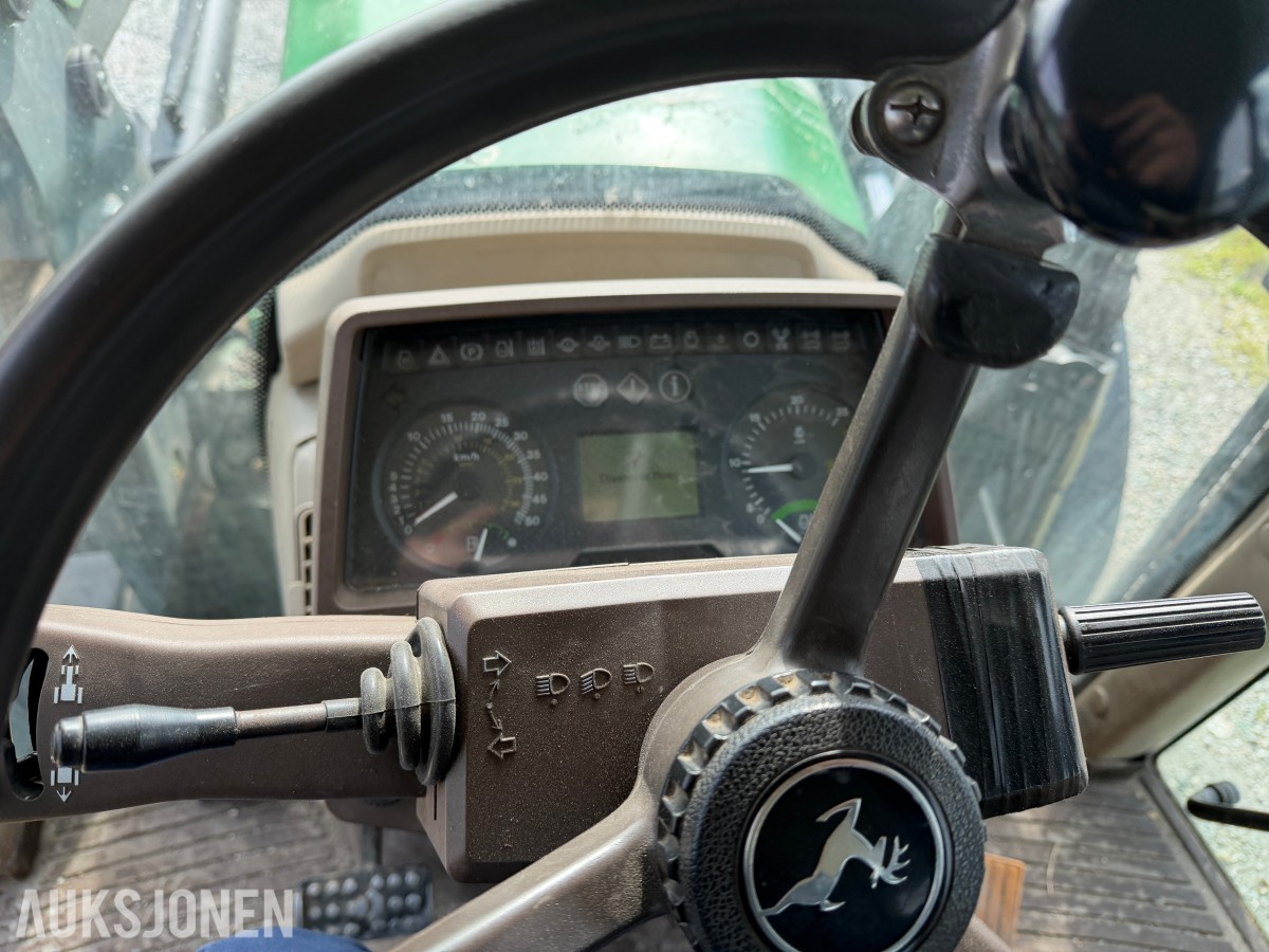 2006 John Deere 6620 - 50 km - Frontlaster - Industridekk med pigg - Nye landbruksdekk - EU Godkjent