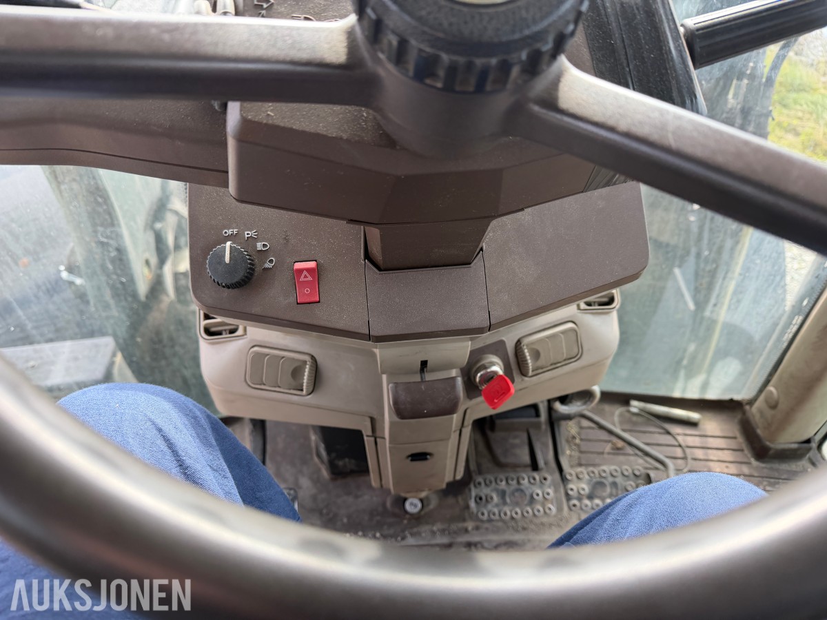 2006 John Deere 6620 - 50 km - Frontlaster - Industridekk med pigg - Nye landbruksdekk - EU Godkjent