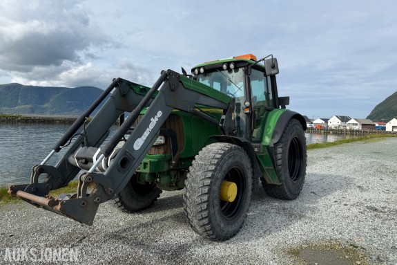 2006 John Deere 6620 - 50 km - Frontlaster - Industridekk med pigg - Nye landbruksdekk - EU Godkjent
