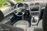 2011 Skoda OCTAVIA stasjonsvogn 105,hk 157200km repobjekt.