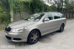 2011 Skoda OCTAVIA stasjonsvogn 105,hk 157200km repobjekt.