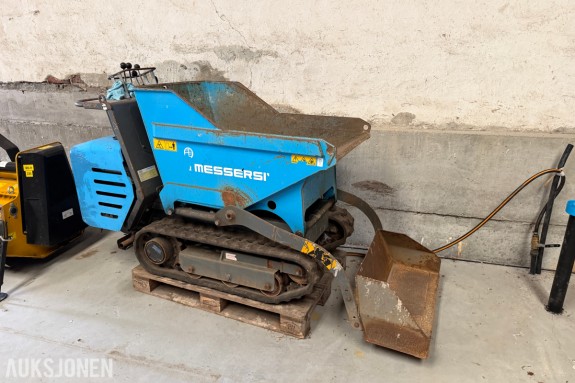 2019 Messersi TC95D - Beltebåre med laster , to sylindret Kubota dieselmotor.