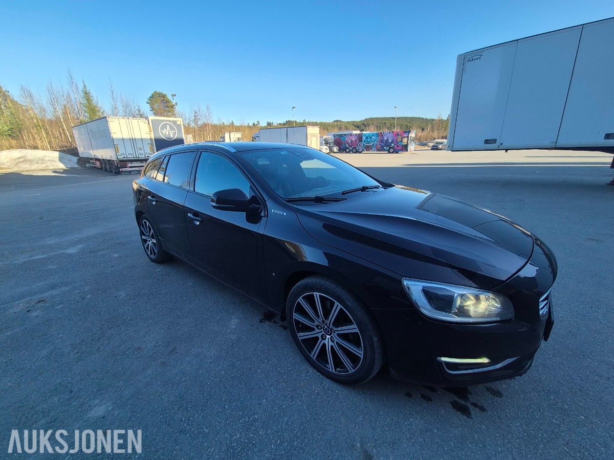 2018 Volvo V60 2.4-220 D AWD 217000km ladbar hybrid Eu godkjent